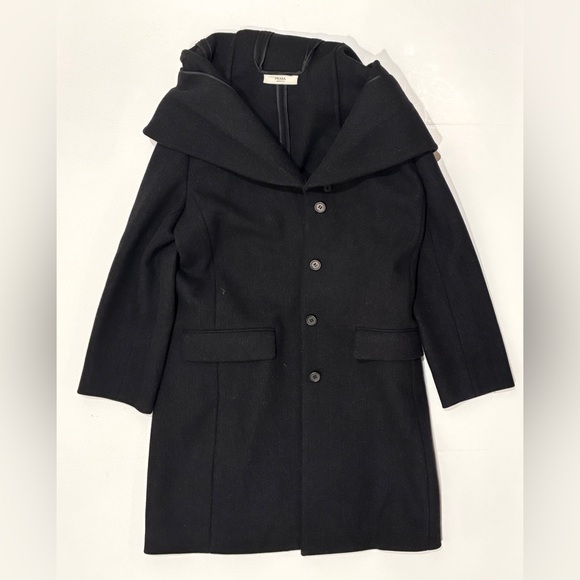 Prada women’s Black Hooded Coat size EU 42 - Picture 2 of 4